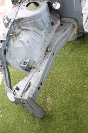 Front right quarter Toyota Prius 50 16-22 green