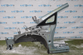 Front quarter left Toyota Prius V 12-17 green