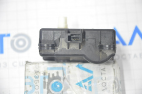 Actuator motor for the heater ventilation system of the Infiniti FX35 FX45 03-08