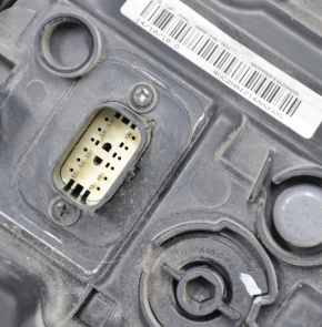 Headlight front right bare Chrysler 200 15-15 halogen without fastening, cracks in glass