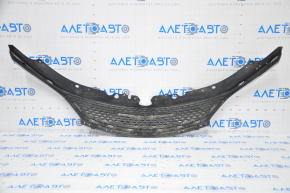 Radiator grill grill Chrysler 200 15-17 complete with molding and badge, emblem defect