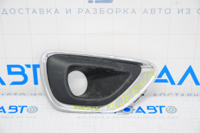 Fog light frame under the right overlay Jeep Grand Cherokee WK2 14-16 broken fastener