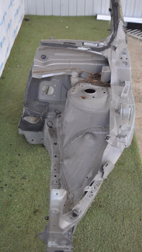 Front quarter left Nissan Pathfinder 13-20 brown