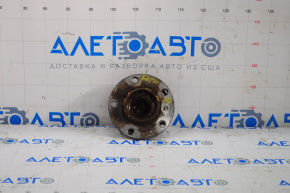 Front right hub BMW 5 F10 11-16 RWD