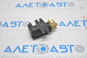 Ford Escape mk3 13-19 1.5T 2.0T Solenoid Valve Without Tubes