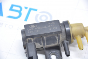 Ford Escape mk3 13-19 1.5T 2.0T Solenoid Valve Without Tubes