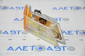 Right turn signal Jeep Patriot 11-17 reflector has come off