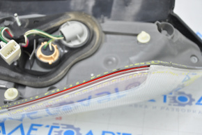 Left taillight Toyota Prius 30 10-11 prerest, glass is coming off