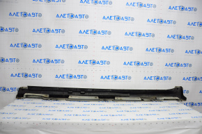 Right threshold Toyota Avalon 13-18 white, tears
