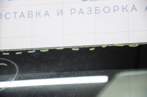 Ford Fiesta 11-19 windshield air on edge