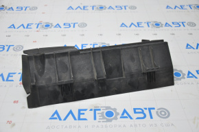 Right radiator deflector for Infiniti QX30 17-19