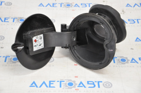 Fuel filler flap Ford Focus mk3 11-18 4d complete, broken latches