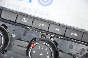 Climate control VW Tiguan 12-18 manual cracks in glass