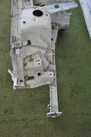 Front right quarter Kia Optima 16-20 white, small bump