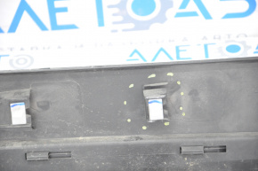 Left threshold Ford Escape MK3 17-19 rest, structure, breakage of the fastener