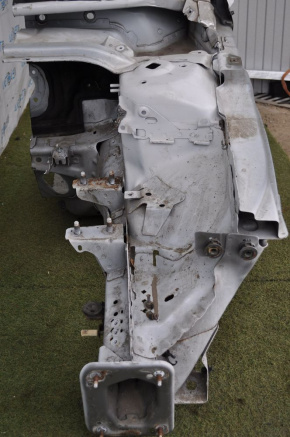 Front quarter left Ford Fusion mk5 13-20 white YZ
