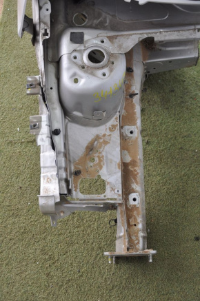 Front quarter right Ford Focus mk3 11-18 silver, painted