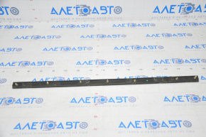Nissan Sentra 13-19 Hood Seal