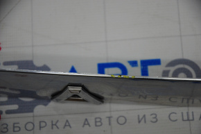 Trunk door molding VW Atlas 18-21 chrome with ATLAS emblem, scratches