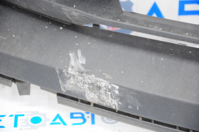 Lower grille of the front bumper Chevrolet Camaro 16-LT missing fragment, tears, filed