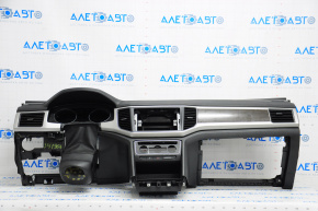 Torpedo front panel with AIRBAG VW Atlas 18-19 black, scratches