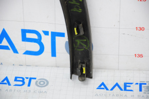 Rear right wing arch trim VW Tiguan 09-18 broken fastener
