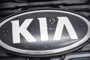 Radiator grill grill Kia Sorento 14-15 rest, bumps, cracks