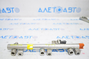 Fuel rail left Kia Sorento 14-15 3.3 with sensor