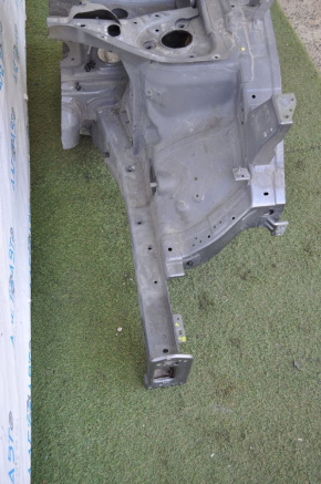 Front left quarter Kia Sorento 10-15 graphite IM