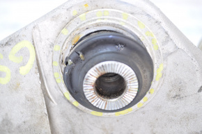 Rear left trunnion Lexus GS300 GS350 GS430 GS450h 06-11 torn boot