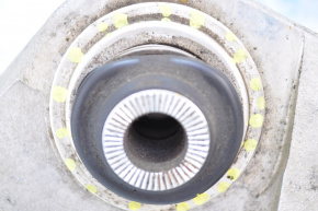Rear right trunnion Lexus GS300 GS350 GS430 GS450h 06-11 torn boot, silent block needs replacement