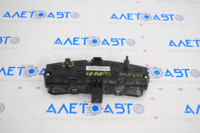 Upper instrument panel Nissan Leaf 13-17 broken fastener