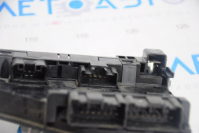 Fuse Box Relay Control Junction Block Toyota Camry v40