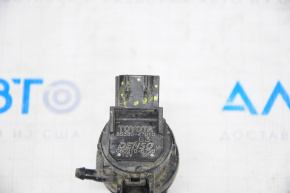 Toyota Prius V 12-17 windshield washer motor broken fastener