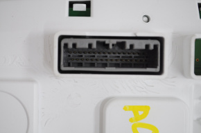 Instrument cluster Honda Accord 13-14 broken fasteners