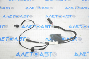 Wiring the tailgate of Jeep Compass 17-25 for the number plate light and rear view camera