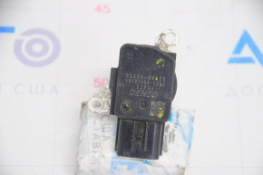 Air flow meter Lexus CT200h 11-17