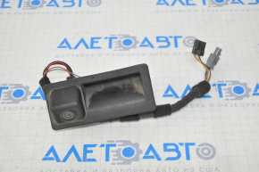 Rear view camera with handle and trunk release button VW Passat b8 16-19 USA broken latch