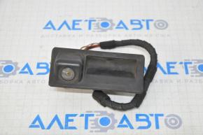 Rear view camera with handle and trunk release button VW Passat b8 16-19 USA broken latch