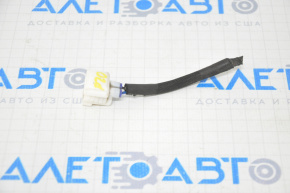 Chip for windshield washer motor Toyota Prius 20 04-09 white