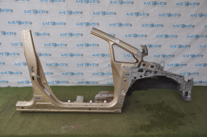 Front right quarter Toyota Prius 30 10-15 gold with central pillar, pokes