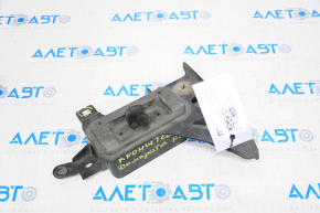 Jack front left Porsche Cayenne 958 11-17 fastening defect