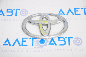 TOYOTA emblem trunk door Toyota Highlander 14-19 broken fastener
