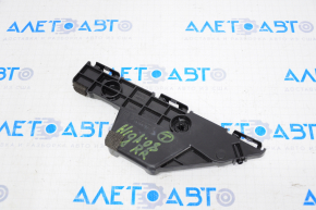 Rear bumper mount outer right Toyota Highlander 08-13 breakage of mount