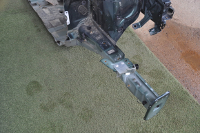 Front left quarter Fiat 500L 14-19 green, dented threshold, with central pillar