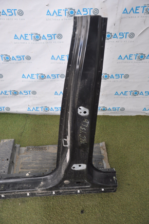 Lincoln MKC 15-19 black front left quarter with central pillar, dented