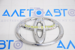 Emblem badge TOYOTA hood Toyota Sienna 11-20 broken fastener