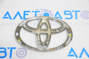 Emblem badge TOYOTA hood Toyota Sienna 11-20 broken fastener