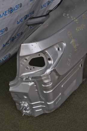 Quarter wing rear right Lexus ES300 ES330 silver without sunset, dented