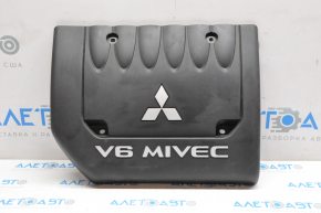Mitsubishi Outlander 14-20 3.0 Engine Cover, Abrasions